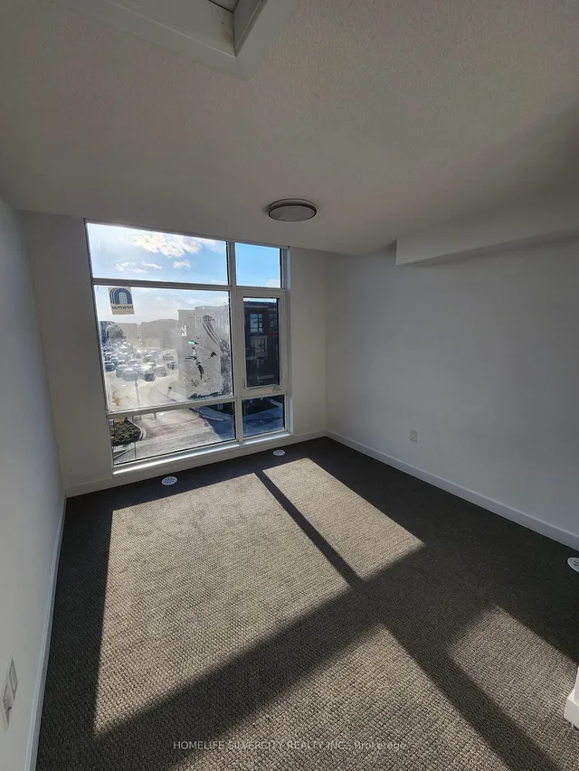 Additional image 10 of 165 Veterans Dr Unit 20