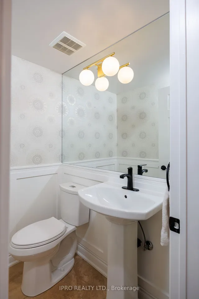 Additional image 16 of 1017 Freeman Tr