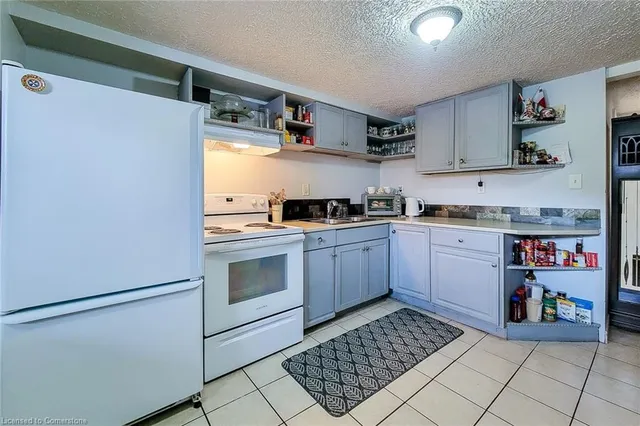 Additional image 9 of 8 Basswood Crt