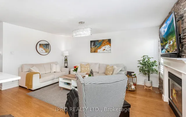 Additional image 13 of 795 Howden Cres