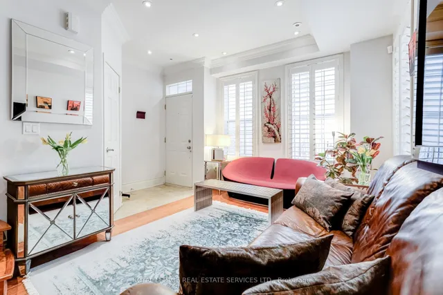 Additional image 7 of 1974 Bloor St Unit 12