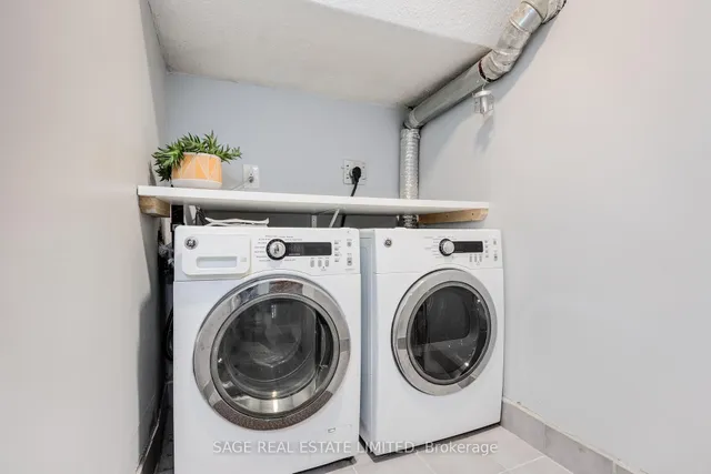 Additional image 44 of 21 Macdonell Ave