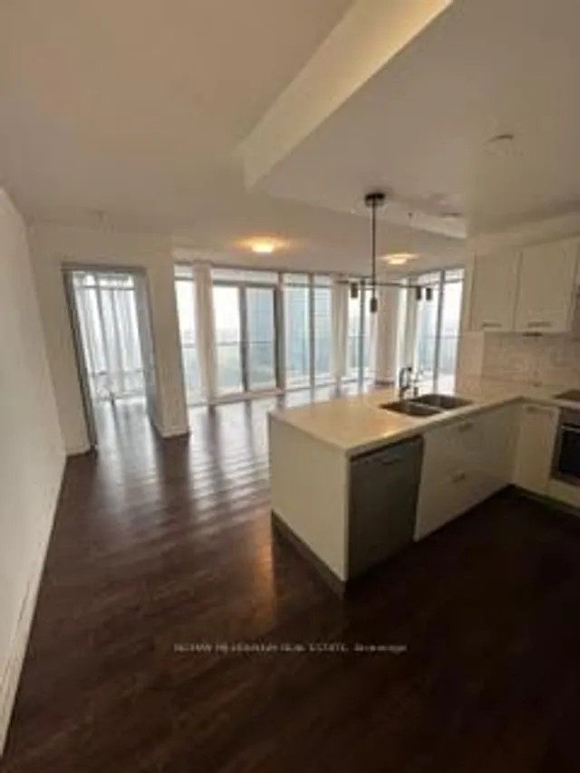 Additional image 12 of 90 Park Lawn Rd Unit 1616