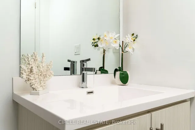 Additional image 15 of 10 Lloyd Janes Lane Unit 194