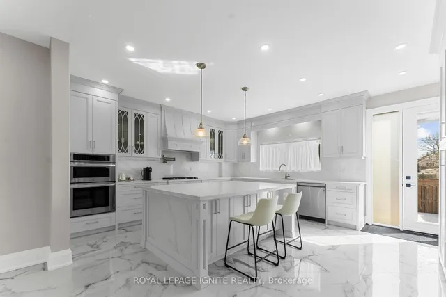 Additional image 18 of 83 Foxwell St