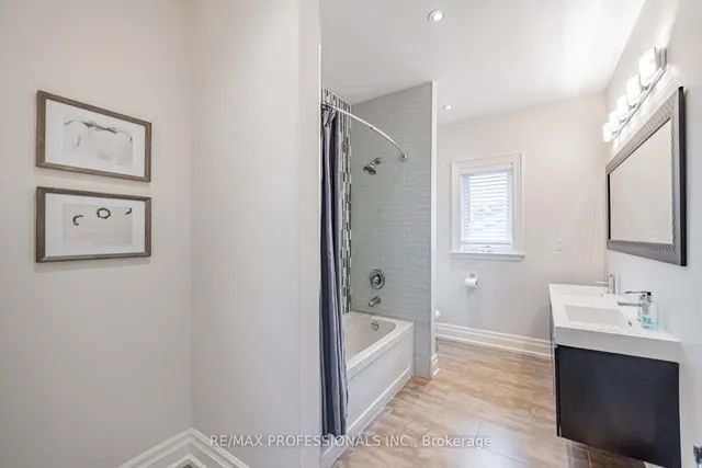 Additional image 27 of 54 Parkchester Rd