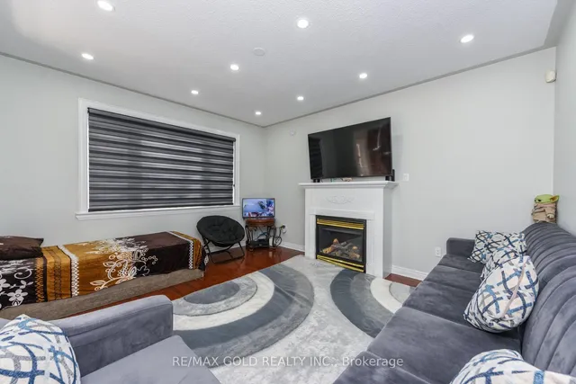 Additional image 12 of 42 York St