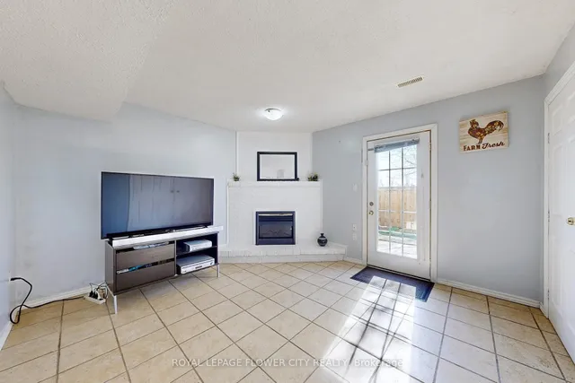 Additional image 25 of 1155 Paramount Dr Unit 43