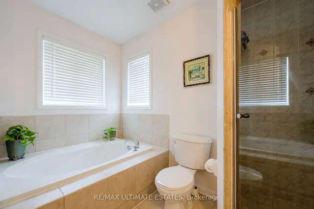 Additional image 10 of 44 Candlebrook Cres