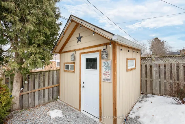 Additional image 37 of 55 Ashmount Cres