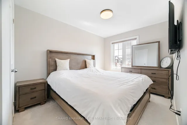 Additional image 32 of 501 Bessborough Dr