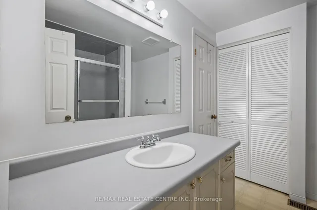 Additional image 24 of 89 High Acres Cres