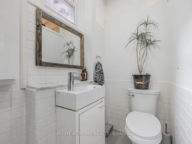 Additional image 15 of 547 Saint Clarens Ave