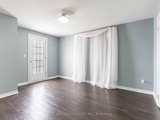 Additional image 19 of 46 Miami Grve