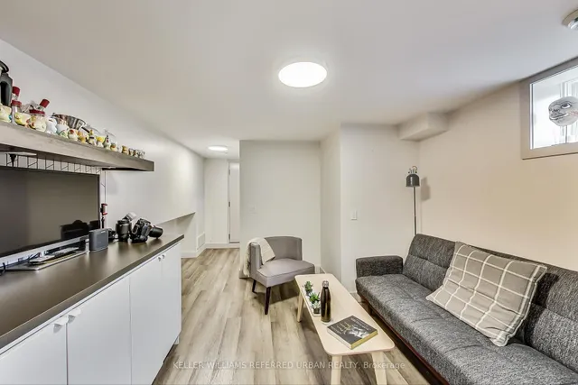 Additional image 36 of 205 Bathurst St