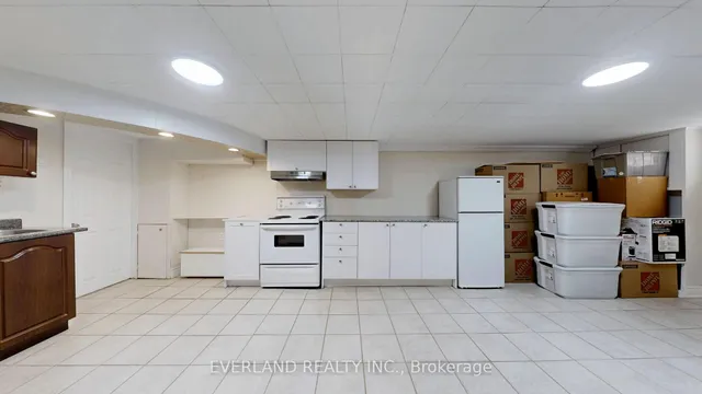 Additional image 34 of 8 Hogan Dr