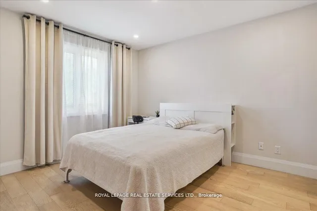 Additional image 26 of 24 Peel St