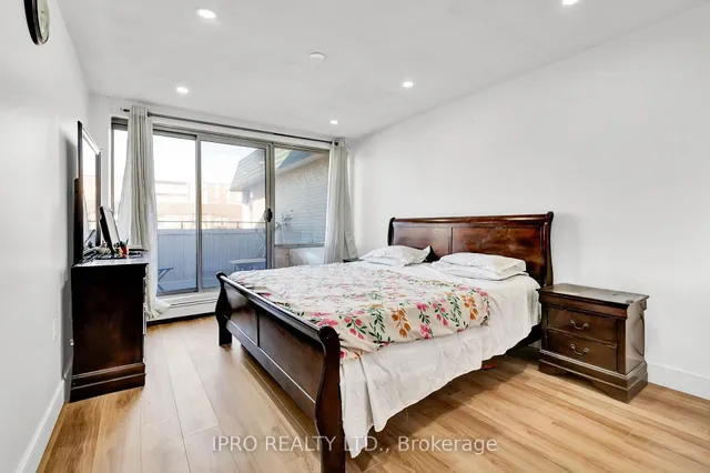 Additional image 18 of 1624 Bloor St Unit 92