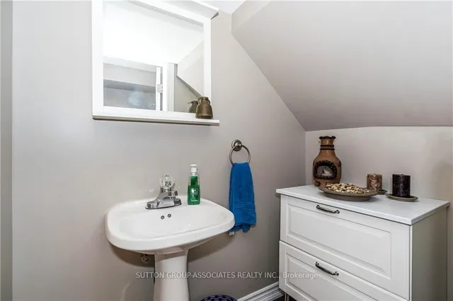 Additional image 32 of 485 Green Rd Unit 51