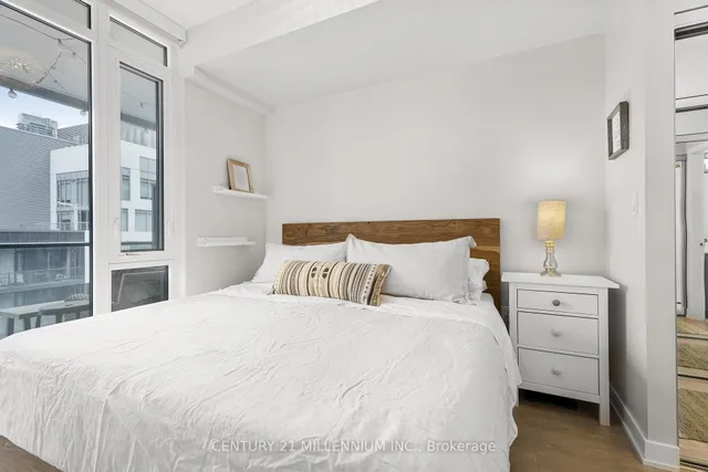 Additional image 13 of 27 Bathurst St Unit 1712