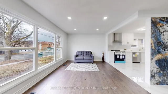 Additional image 6 of 929 Brimorton Dr