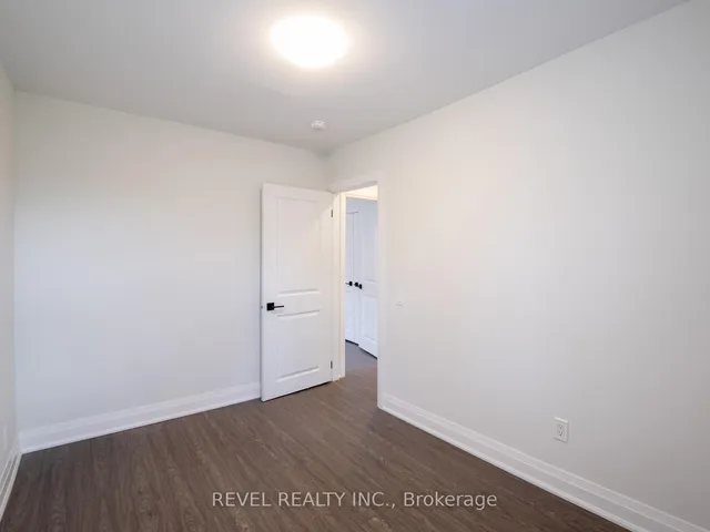 Additional image 12 of 283 Parkdale Ave