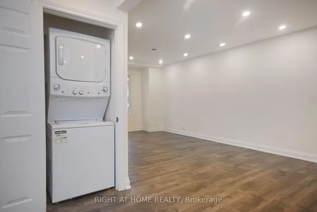 Additional image 19 of 2 Astoria Ave