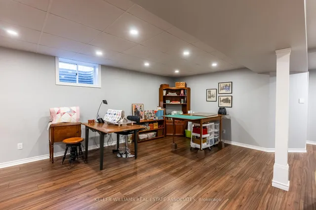 Additional image 33 of 23 Meander Clse