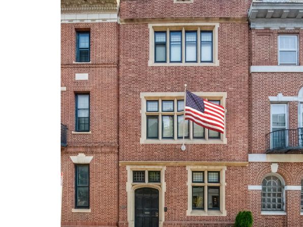 2143 Locust St, Philadelphia, PA 19103