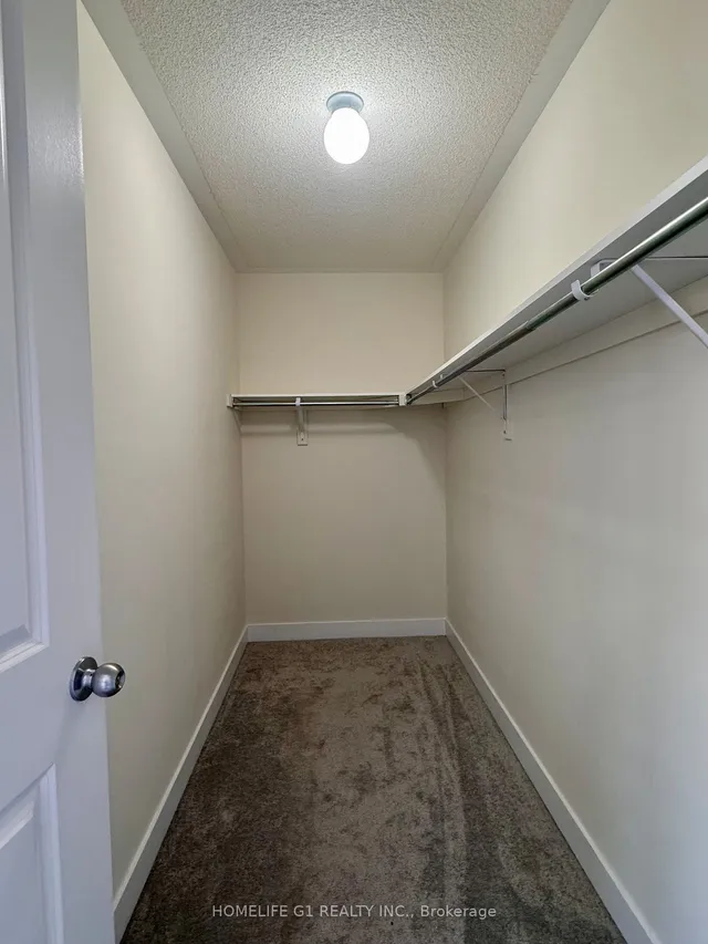 Additional image 11 of 1430 Wellwood Terr