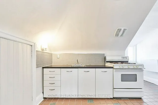 Additional image 16 of 471 Shaw St