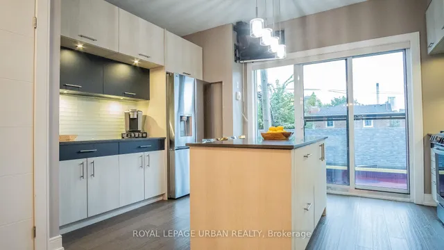 Additional image 10 of 207A Manning Ave