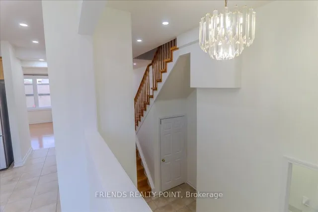 Additional image 15 of 1075 Ellesmere Rd Unit 5