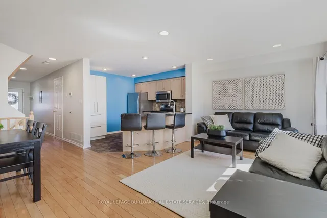 Additional image 12 of 66 Foxborough Dr