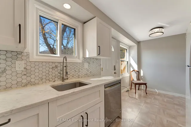 Additional image 8 of 165 Green Valley Dr Unit 15