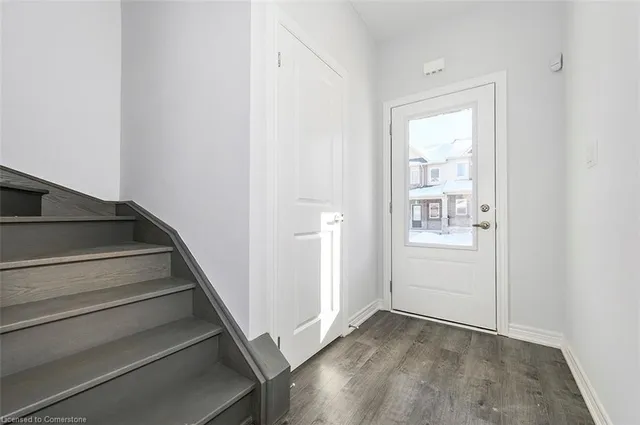 Additional image 3 of 205 Thames Way Unit 22