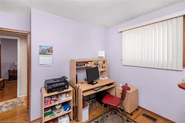 Additional image 19 of 176 Walter Ave