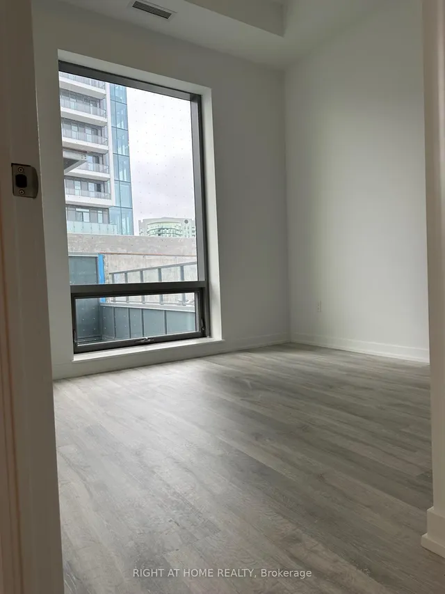 Additional image 7 of 7 Golden Lion Hts Unit N908