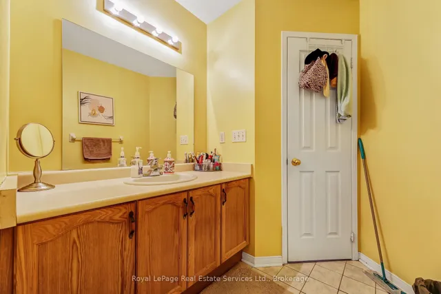 Additional image 28 of 164 Dixon Dr