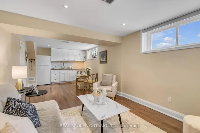 Additional image 4 of 154 Brighton Ave