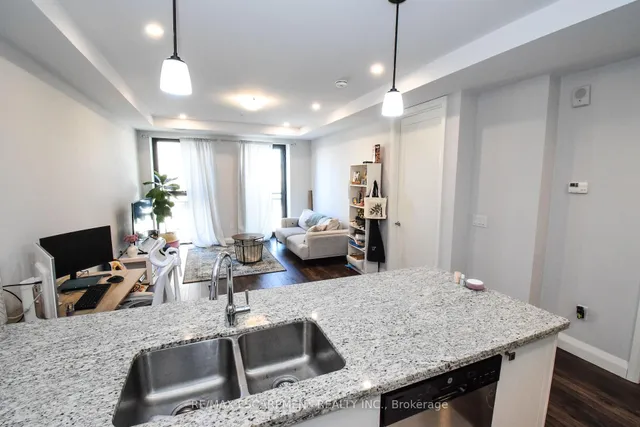 Additional image 19 of 118 King St Unit 520