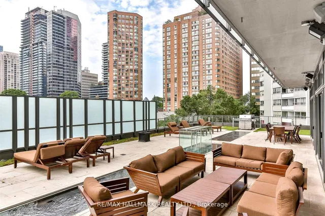 Additional image 11 of 75 St Nicholas St Unit 203