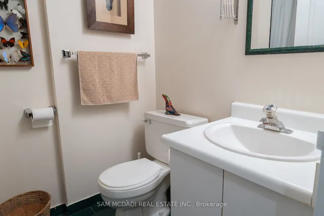 Additional image 35 of 69 Parkside Dr