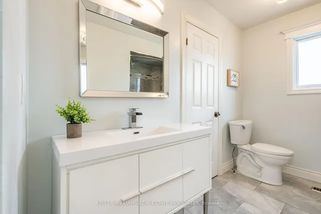 Additional image 24 of 19 Vista Crt