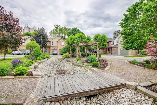 Additional image 37 of 963 KING Rd Unit 25