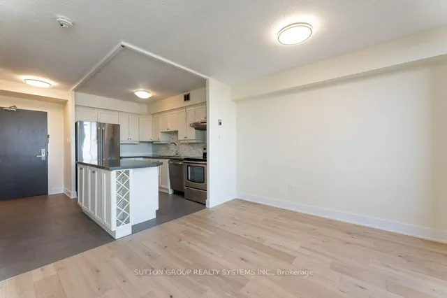 Additional image 13 of 35 Ormskirk Ave Unit 818