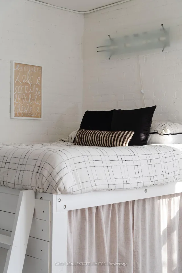 Additional image 13 of 284 St Helens Ave Unit 120