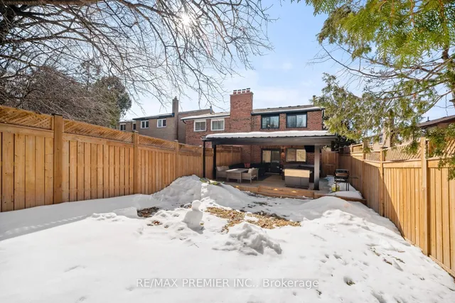 Additional image 34 of 122 Robert Hicks Dr