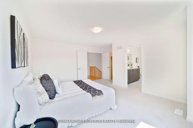 Additional image 17 of 352 Coronation Rd