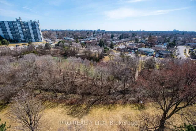 Additional image 34 of 11 Wincott Dr Unit 1111